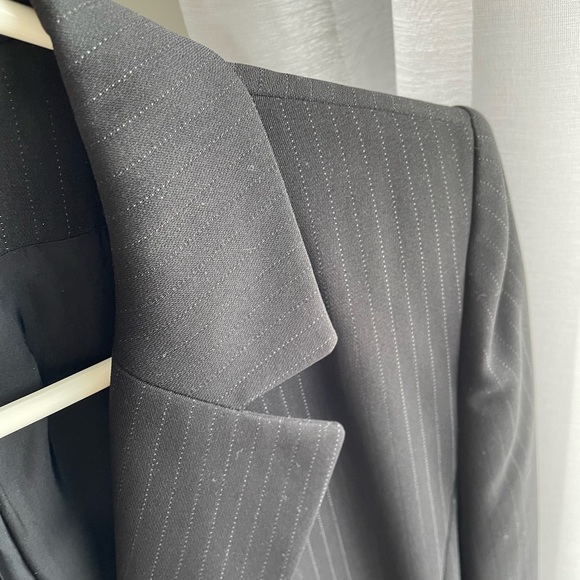 90s long black blazer, size 12, great condition - Picture 3 of 3